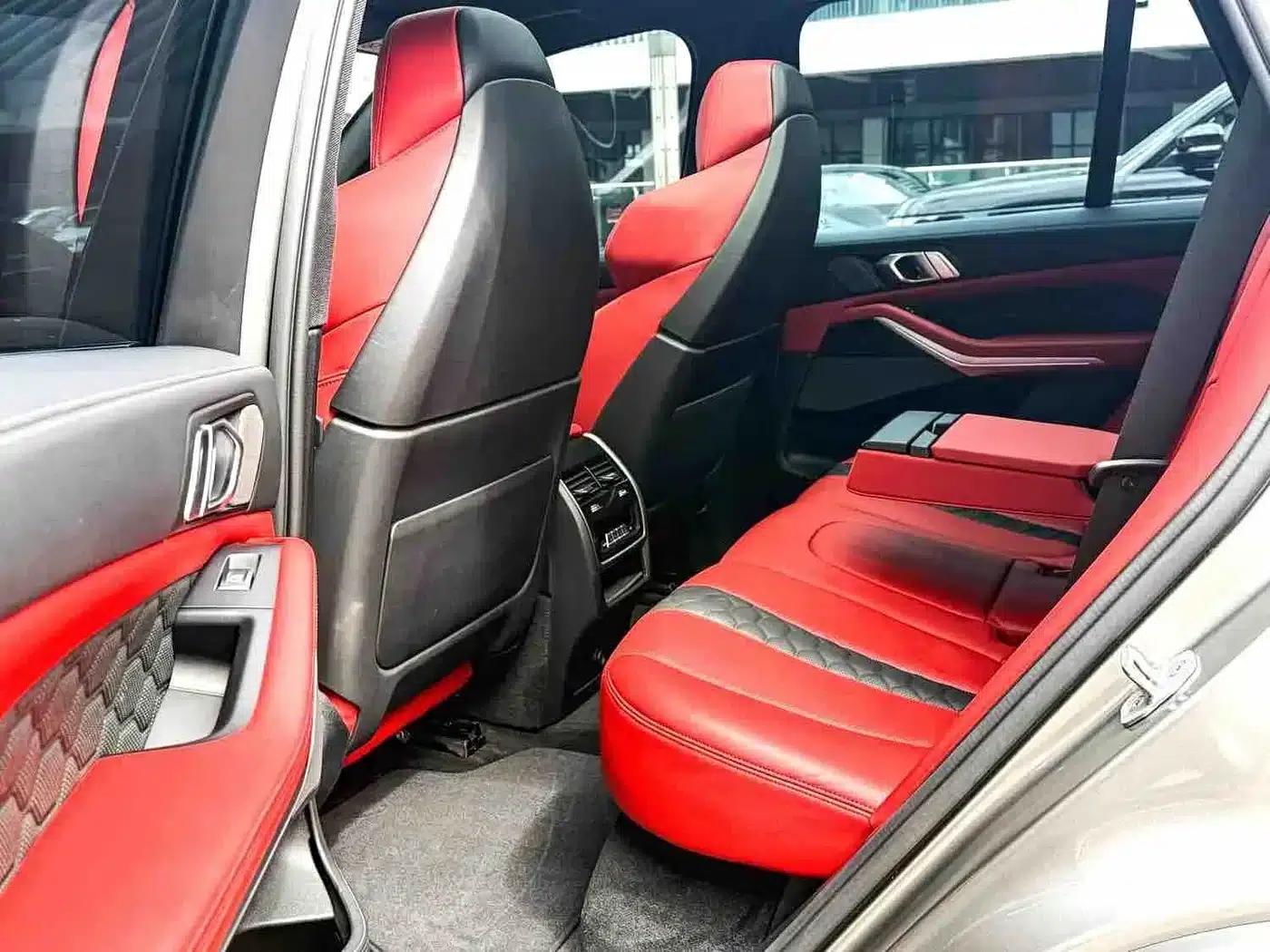 2020 BMW X5 M — миниатюра 11
