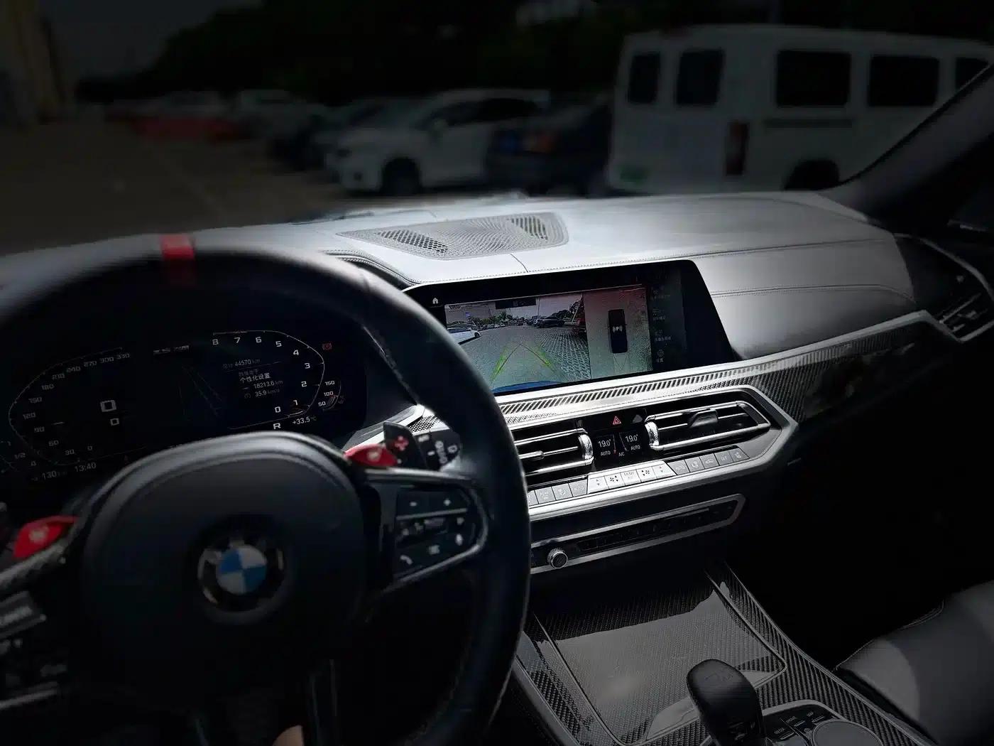 2022 BMW X5 M — миниатюра 14