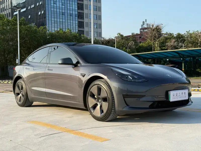 Model 3 2022 Rear-Wheel Drive — миниатюра 3