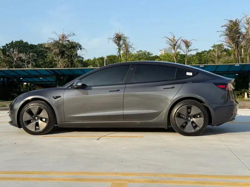 Model 3 2022 Rear-Wheel Drive — миниатюра 4