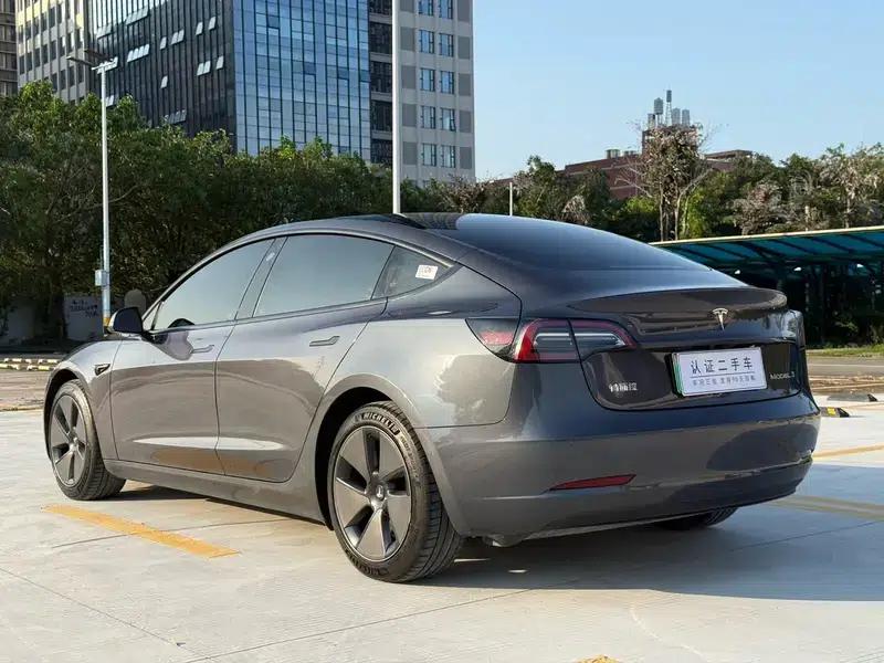 Model 3 2022 Rear-Wheel Drive — миниатюра 5