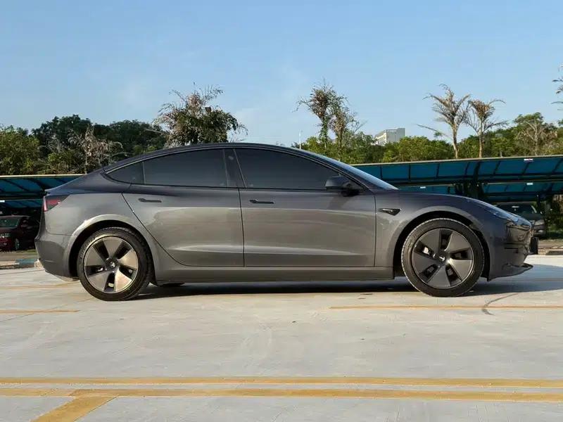 Model 3 2022 Rear-Wheel Drive — миниатюра 8