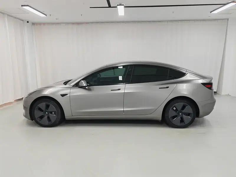 Model 3 2022 Rear-Wheel Drive — миниатюра 4