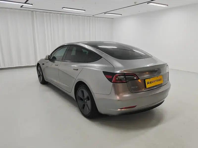 Model 3 2022 Rear-Wheel Drive — миниатюра 5