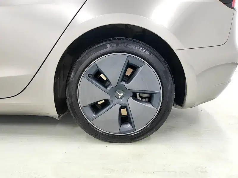 Model 3 2022 Rear-Wheel Drive — миниатюра 9