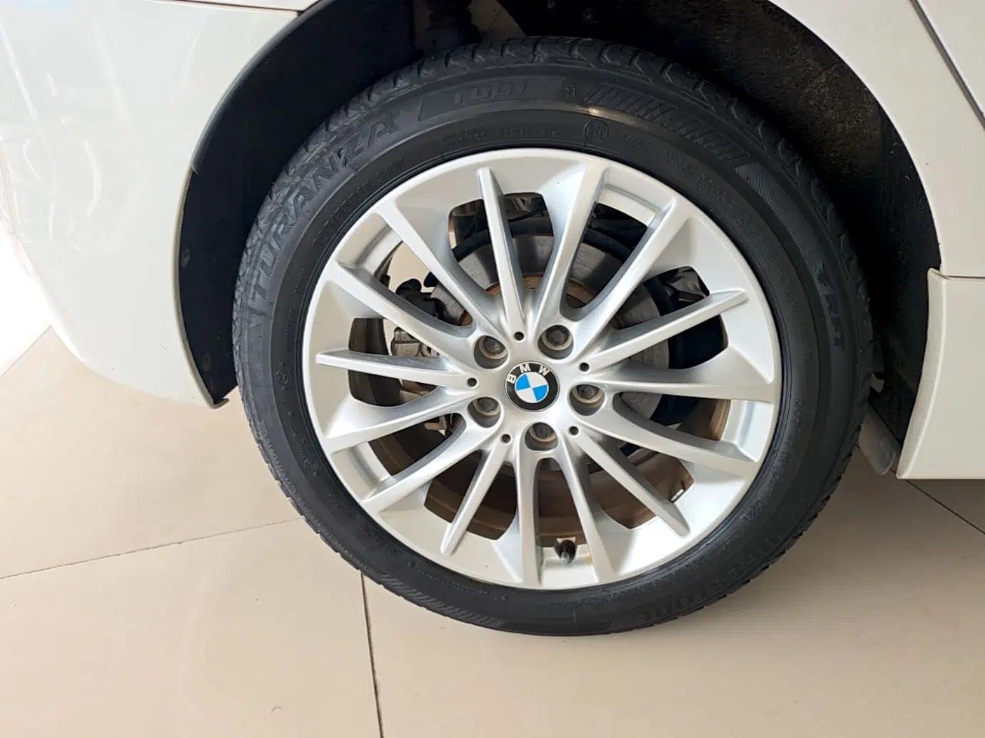 BMW 2 Series Active Tourer 2018 218i Leading Model — миниатюра 11