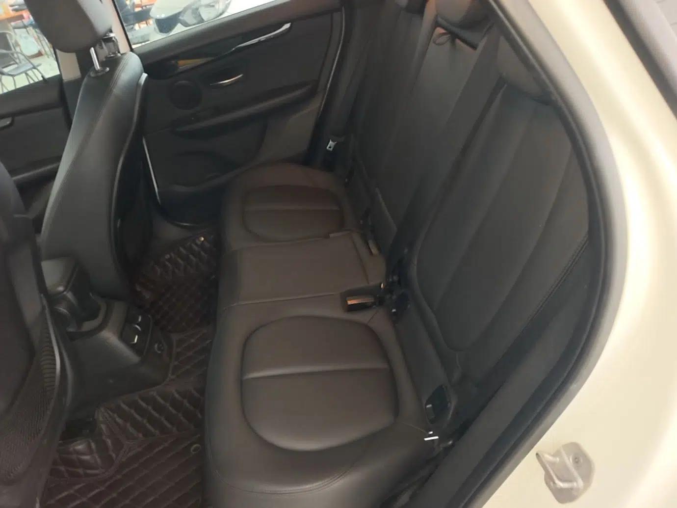 BMW 2 Series Active Tourer 2018 218i Leading Model — миниатюра 20