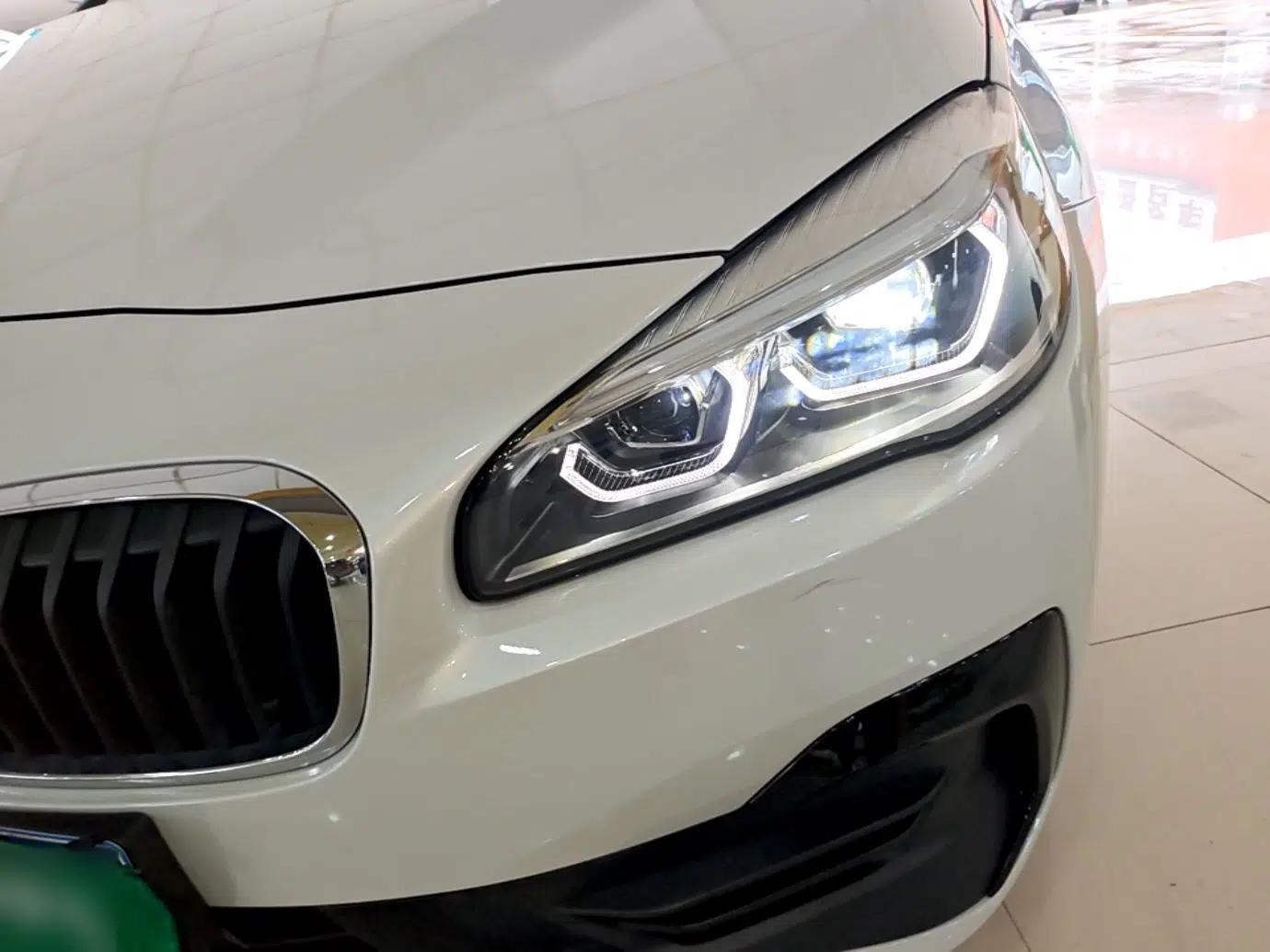 BMW 2 Series Active Tourer 2018 218i Leading Model — миниатюра 8