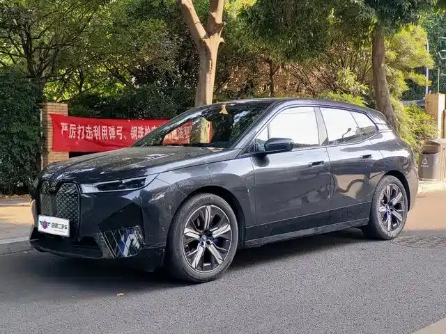 BMW iX 2022 xDrive40
