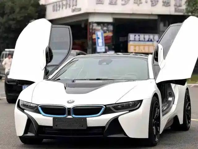 BMW i8 2014 Standard Edition