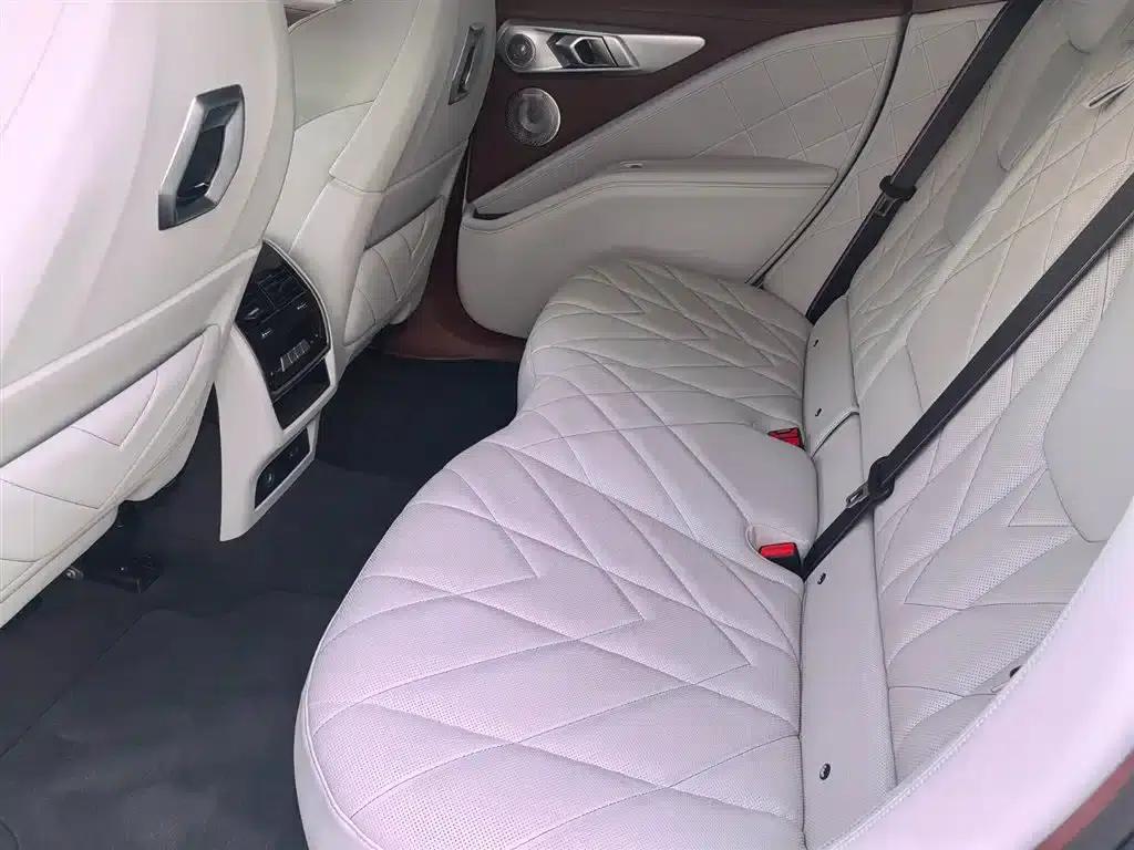 BMW XM 2023 Base Model — миниатюра 9