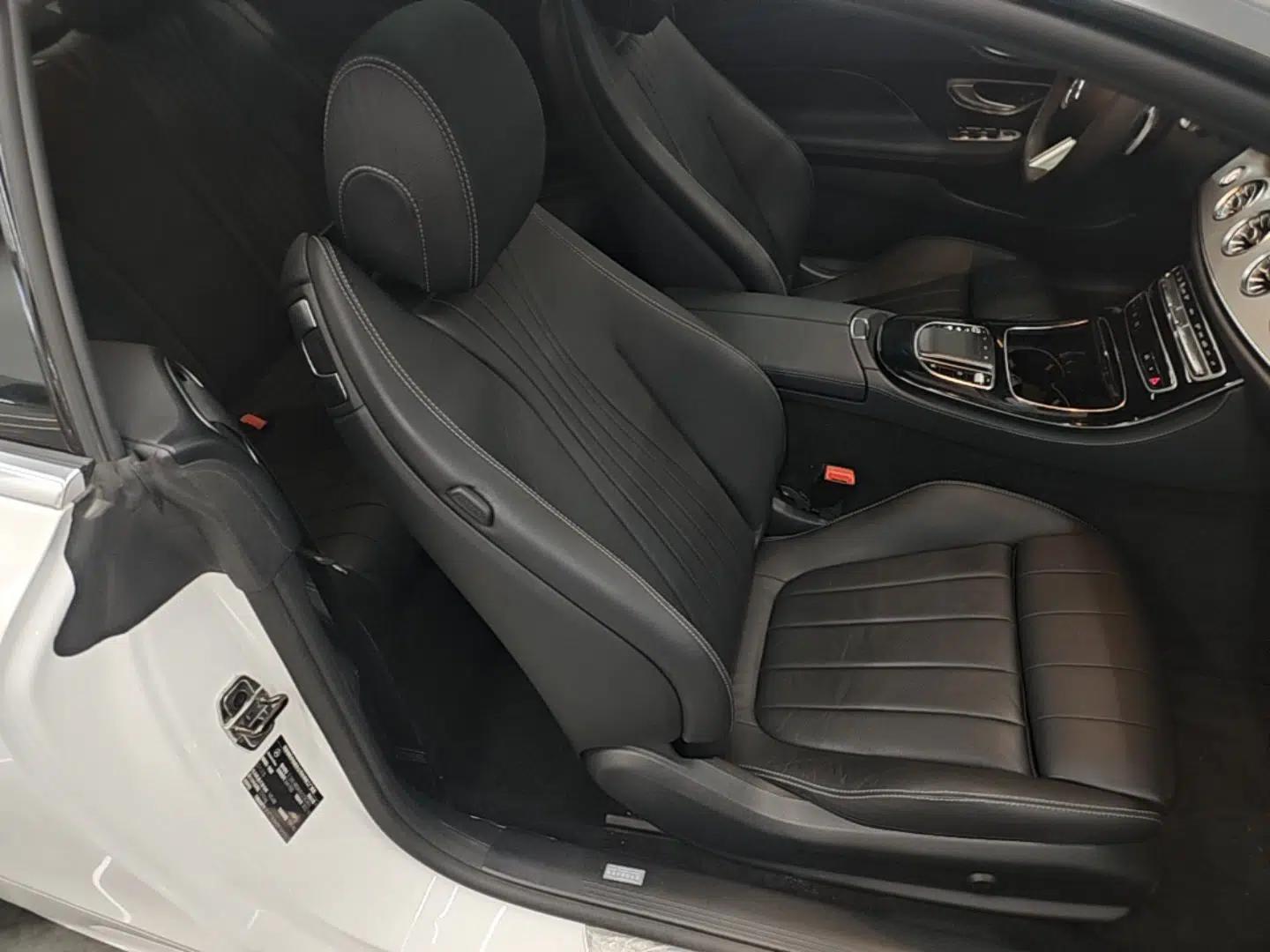 Mercedes-Benz E-Class 2023 E 260 Coupe — миниатюра 19