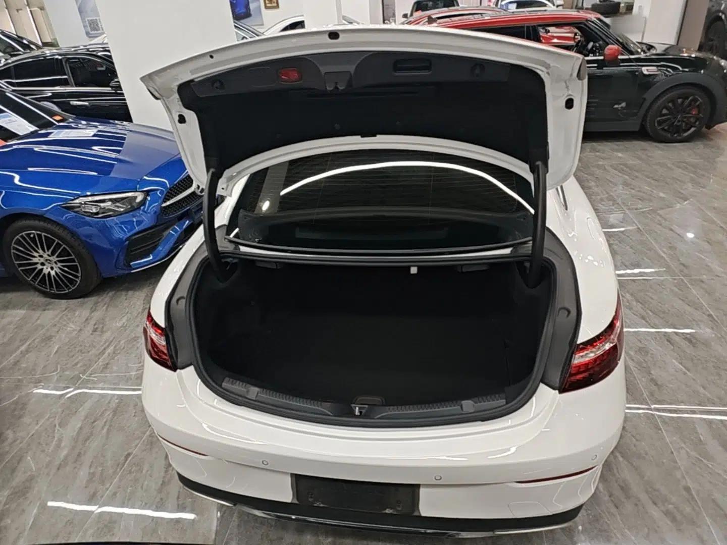 Mercedes-Benz E-Class 2023 E 260 Coupe — миниатюра 22