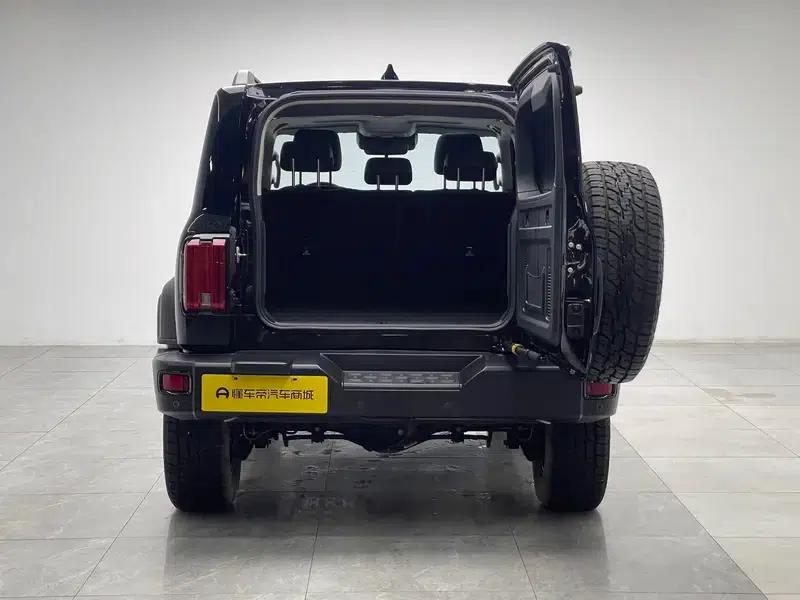 Tank 300 2021 Off-Road Edition 2.0T Challenger — миниатюра 20