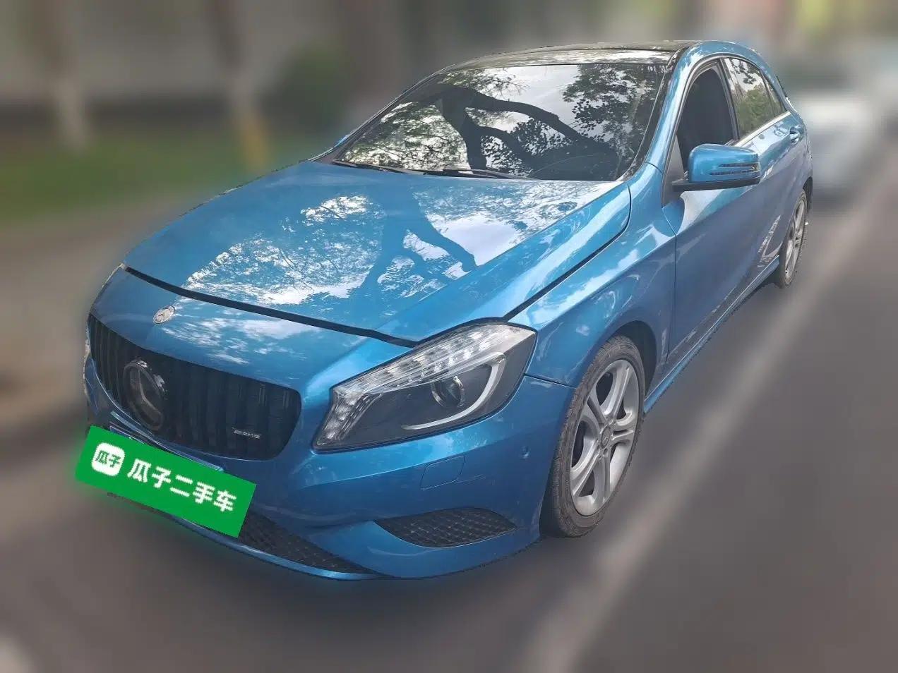 Mercedes-Benz A-Class 2015 A 180 — миниатюра 1