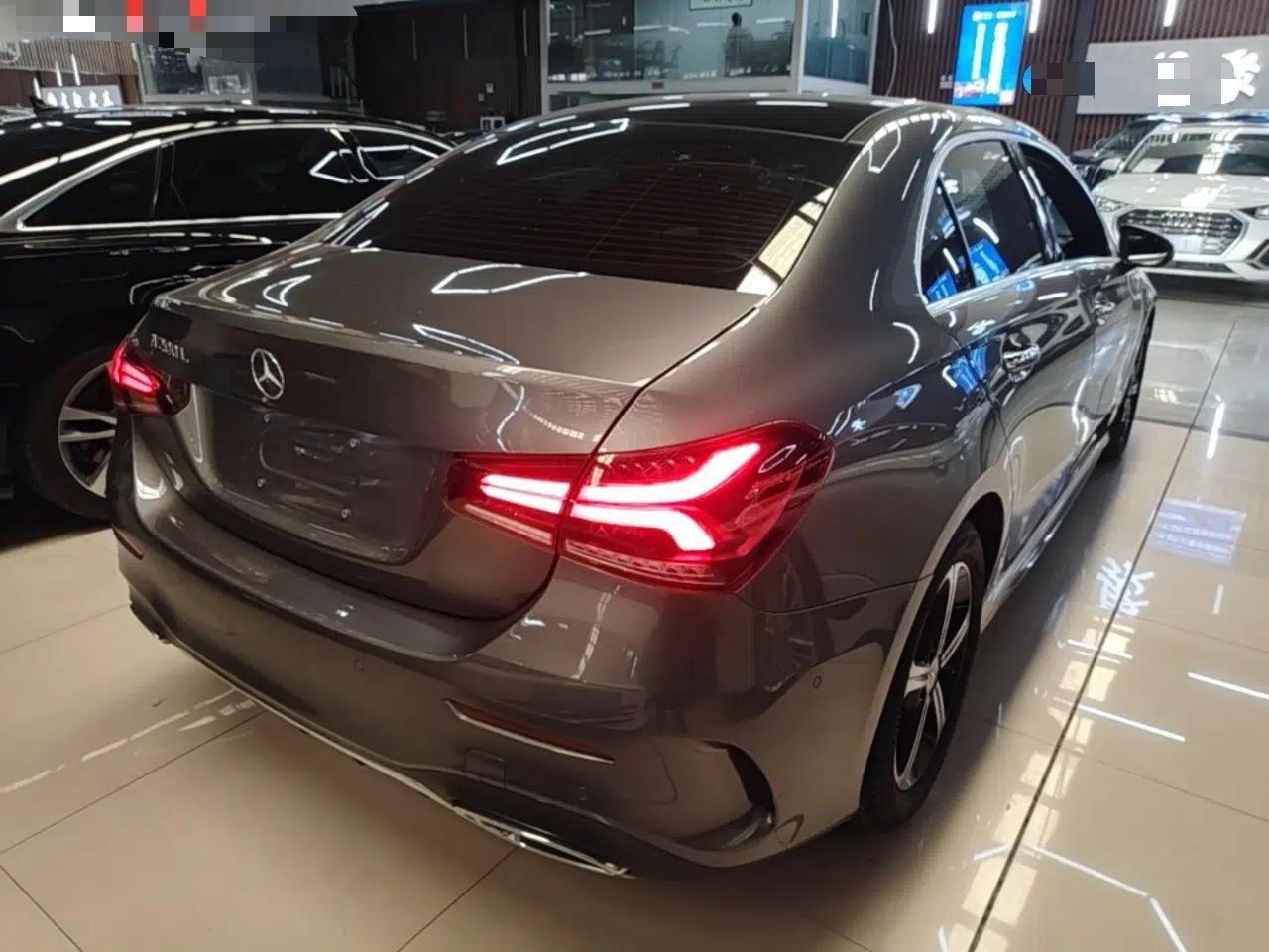 Mercedes-Benz A-Class 2022 Revised Version A 200 L Sport Sedan Fashionable Style — миниатюра 6