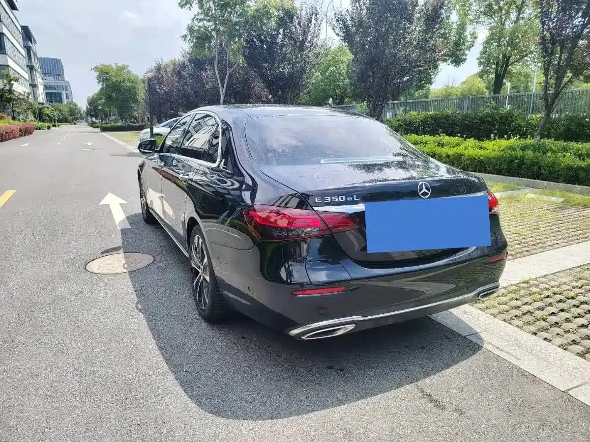 Mercedes-Benz E-Class PHEV 2021 E 350 e L Plug-in Hybrid Sedan — миниатюра 3