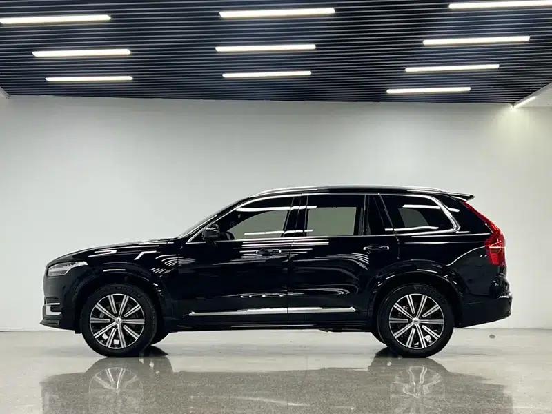 2023 Volvo XC90 B6 Inscription Luxury Edition 7-seater — миниатюра 4
