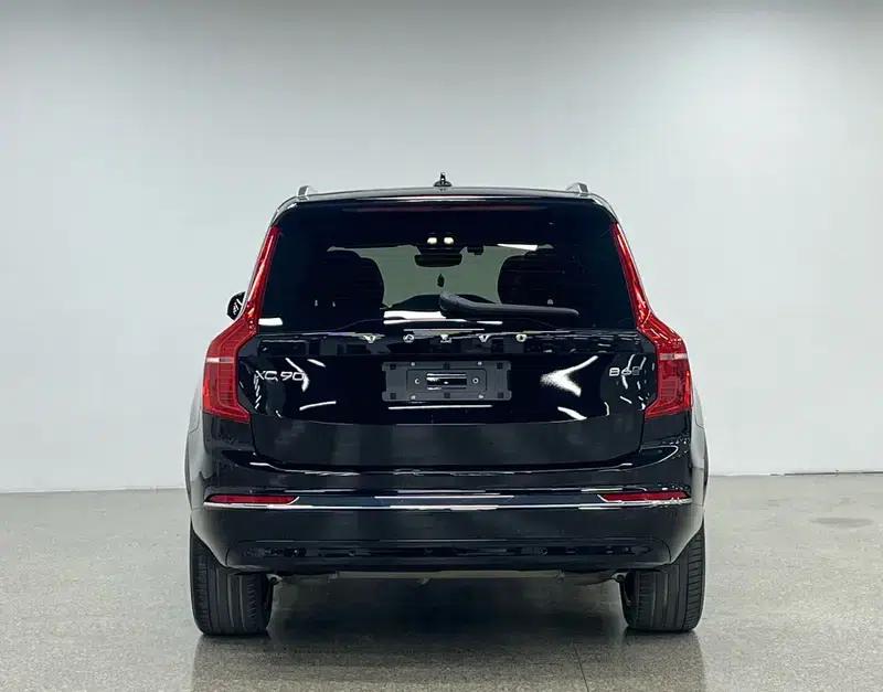 2023 Volvo XC90 B6 Inscription Luxury Edition 7-seater — миниатюра 5