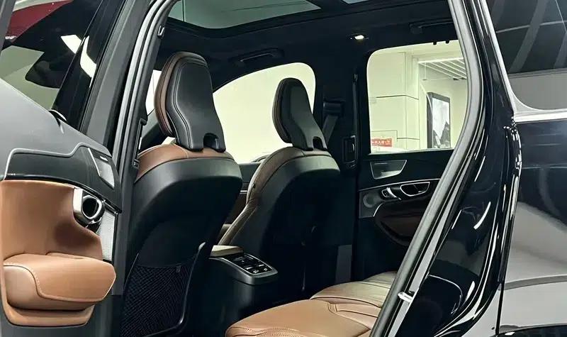 2023 Volvo XC90 B6 Inscription Luxury Edition 7-seater — миниатюра 10