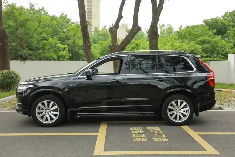 2016 Volvo XC90 T5 Smart Edition 7-seater — миниатюра 4