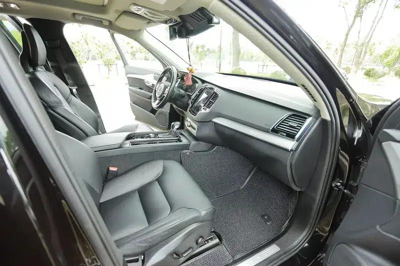 2016 Volvo XC90 T5 Smart Edition 7-seater — миниатюра 6