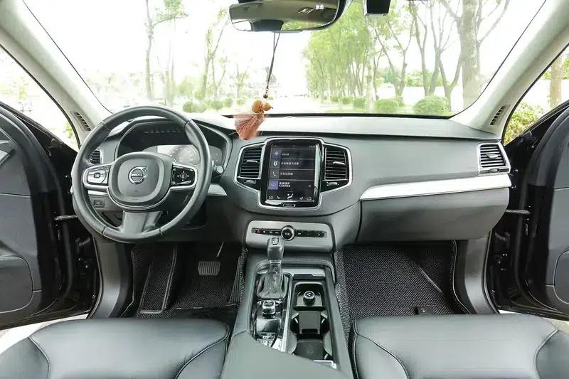 2016 Volvo XC90 T5 Smart Edition 7-seater — миниатюра 7