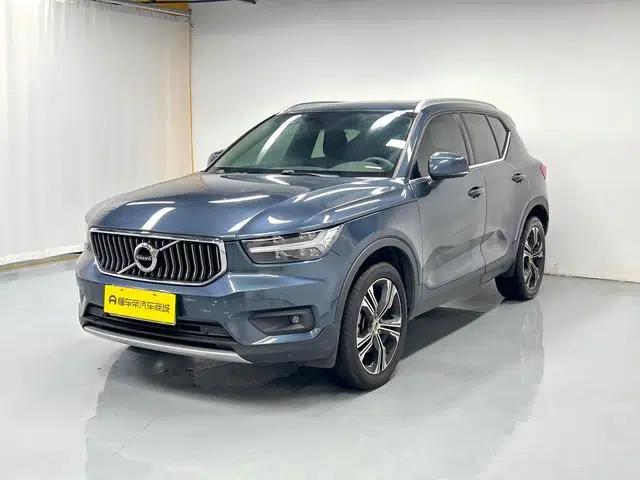 2021 Volvo XC40 T4 AWD Inscription Luxury Edition