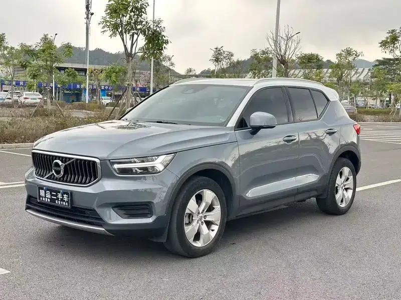 Volvo XC40 2020 T3 2WD Smart Fashion Edition — миниатюра 1