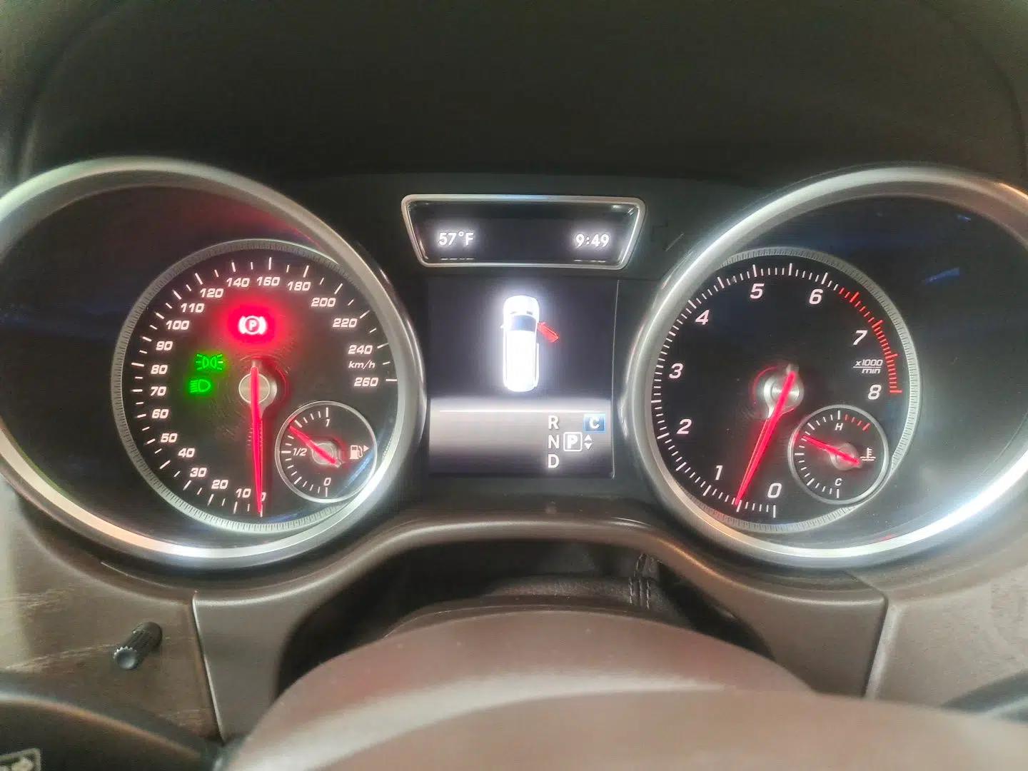 Mercedes-Benz GLS-Class Mercedes-Benz GLS450, 3.0-liter engine, U.S.-spec parallel import, seven-seat automatic gasoline model. — миниатюра 11