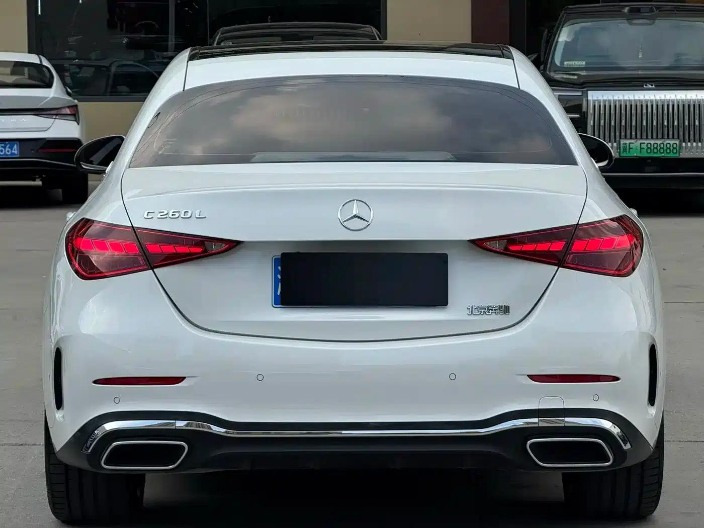2023 Mercedes-Benz C-Class C 260 L Sport Edition — миниатюра 17