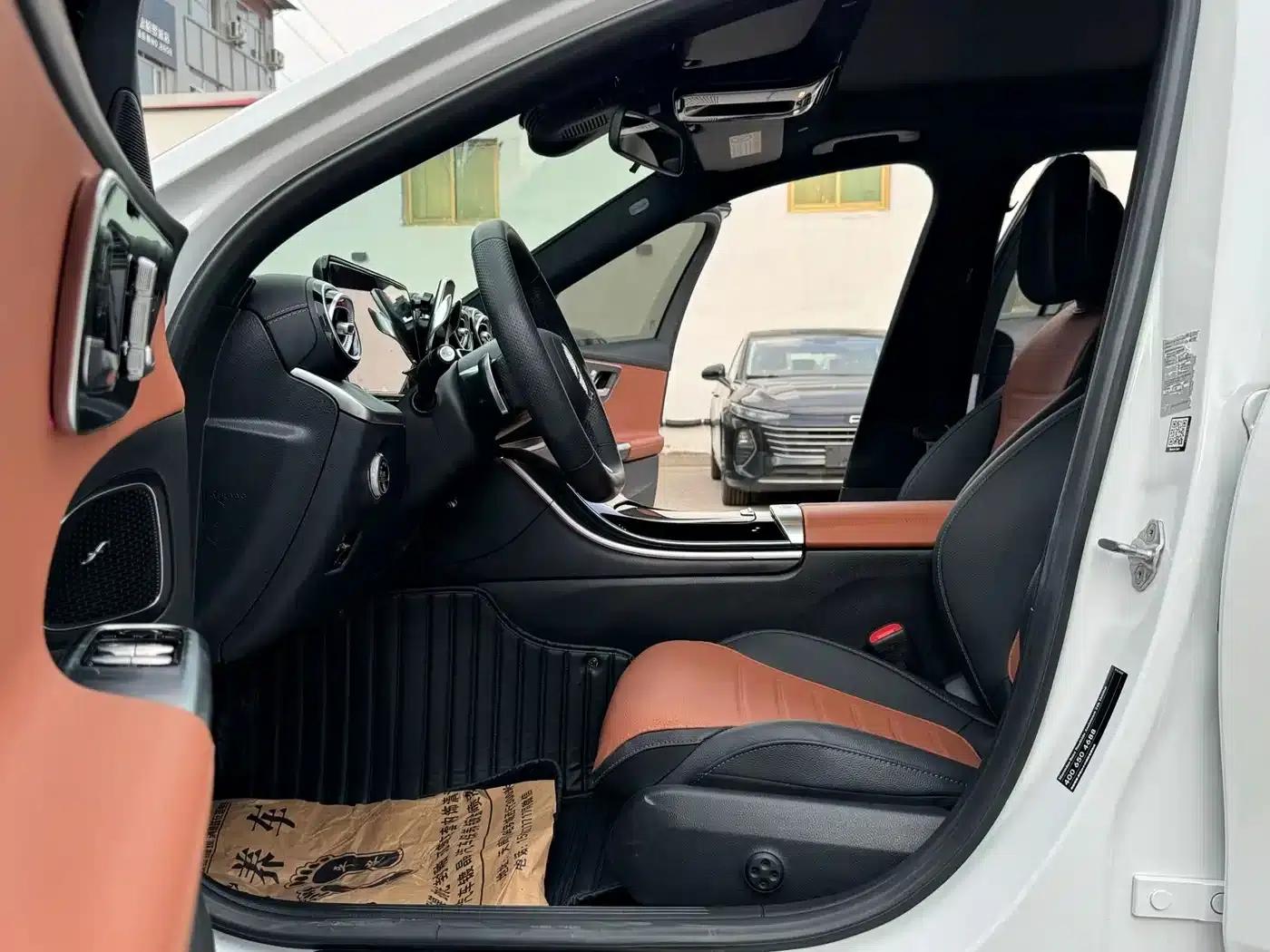 2023 Mercedes-Benz C-Class C 260 L Sport Edition — миниатюра 10