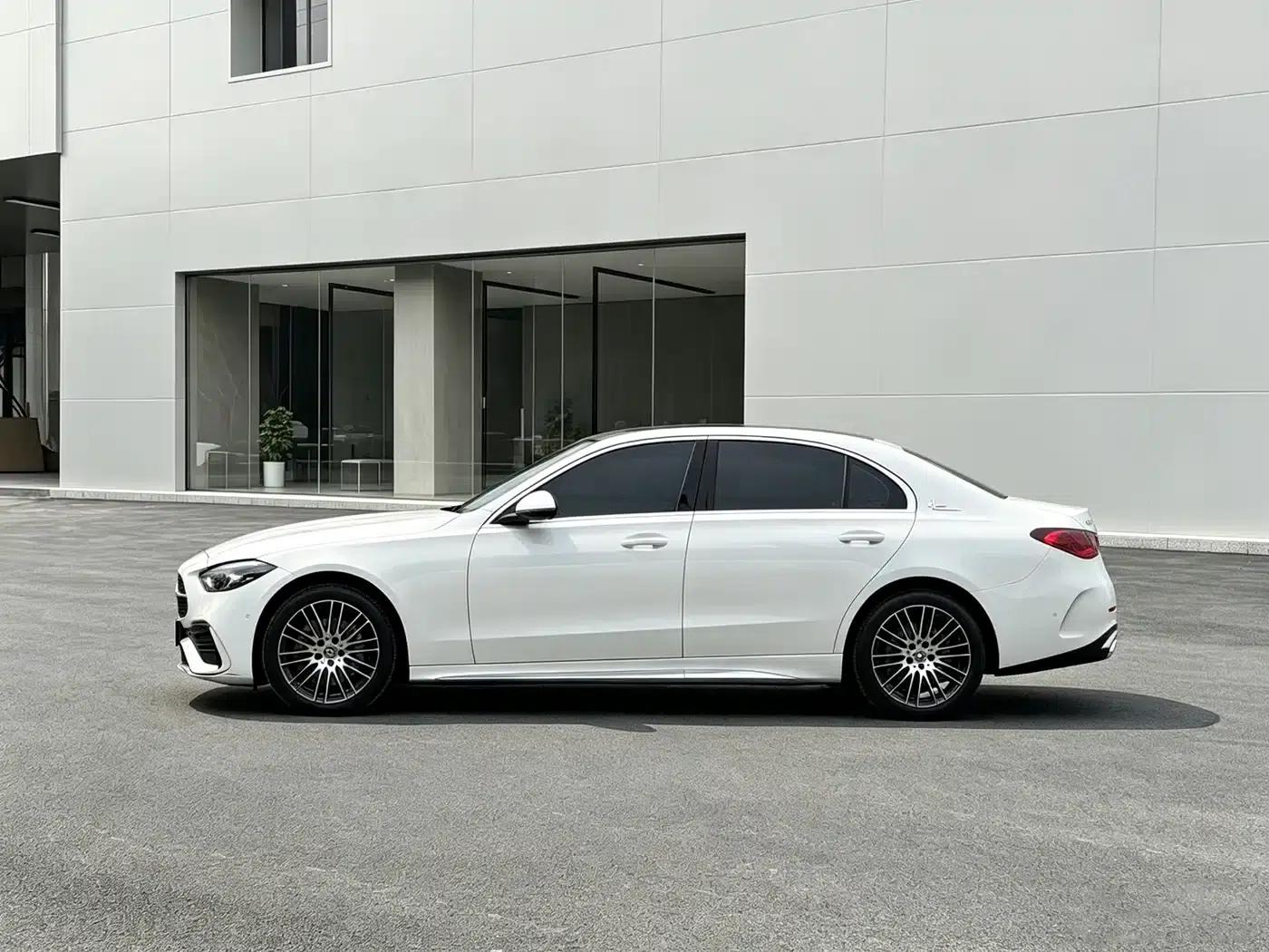 Mercedes-Benz C-Class 2024 Facelift C 260 L Sport Edition — миниатюра 4