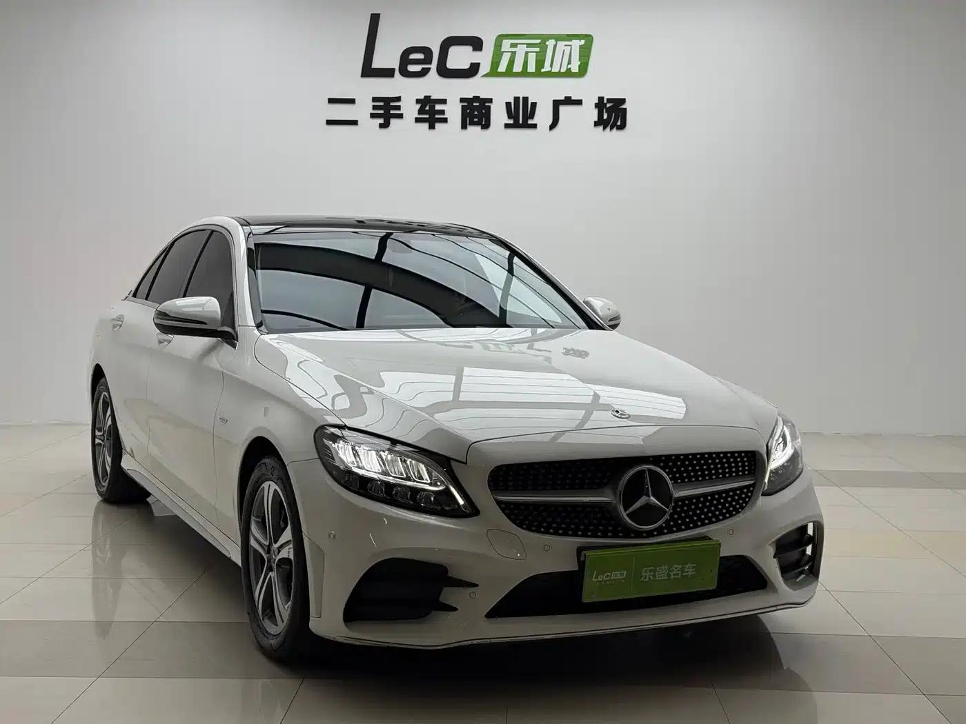 2021 Mercedes-Benz C-Class C 260 L Sport Edition — миниатюра 3