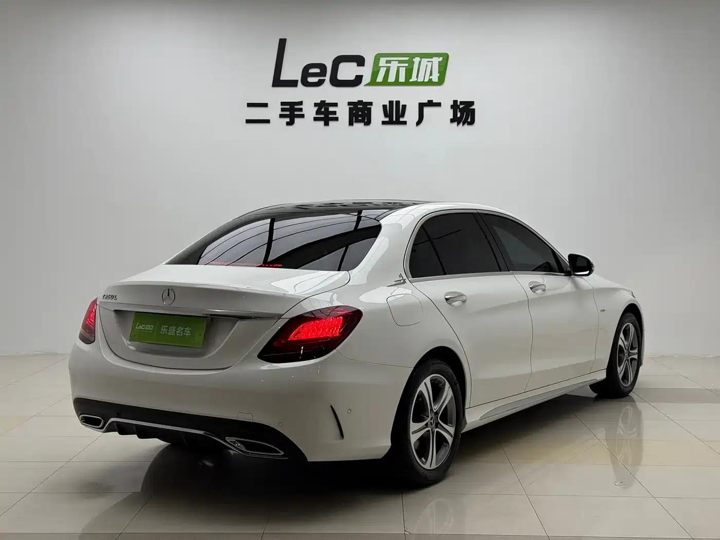 2021 Mercedes-Benz C-Class C 260 L Sport Edition — миниатюра 4