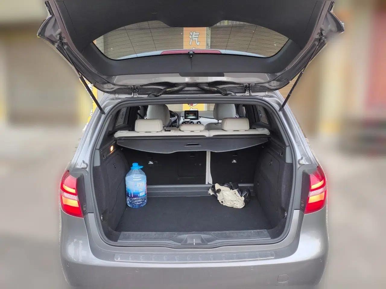 Mercedes-Benz B-Class 2015 B 200 Fashion Model — миниатюра 19
