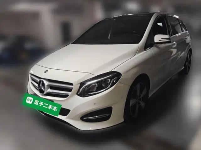 Mercedes-Benz B-Class 2017 B 200 Fashion Model
