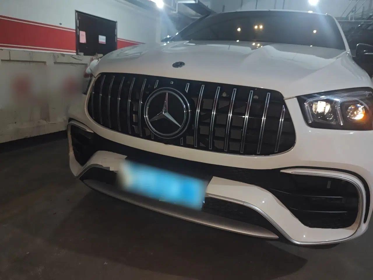 Mercedes-Benz GLE Coupe 2020 GLE 350 4MATIC Coupe SUV Luxury Model — миниатюра 2