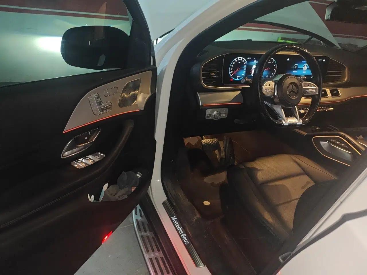 Mercedes-Benz GLE Coupe 2020 GLE 350 4MATIC Coupe SUV Luxury Model — миниатюра 16