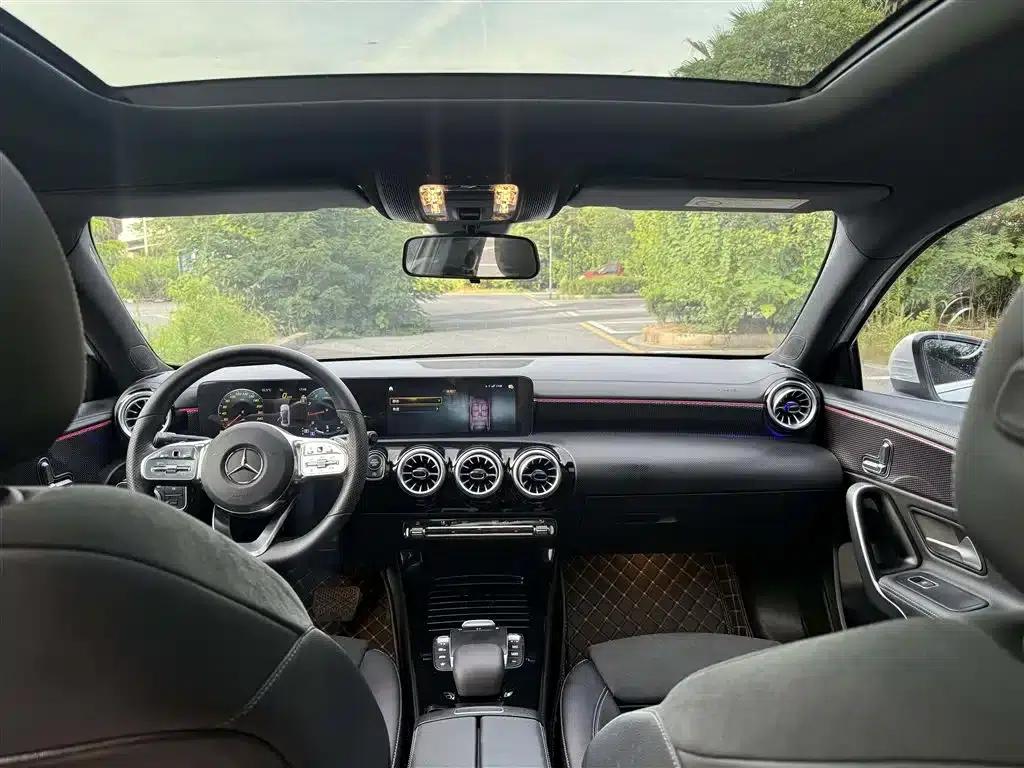 Mercedes-Benz A-Class 2022 Facelift III A 200 L Sport Sedan Fashion Edition — миниатюра 8