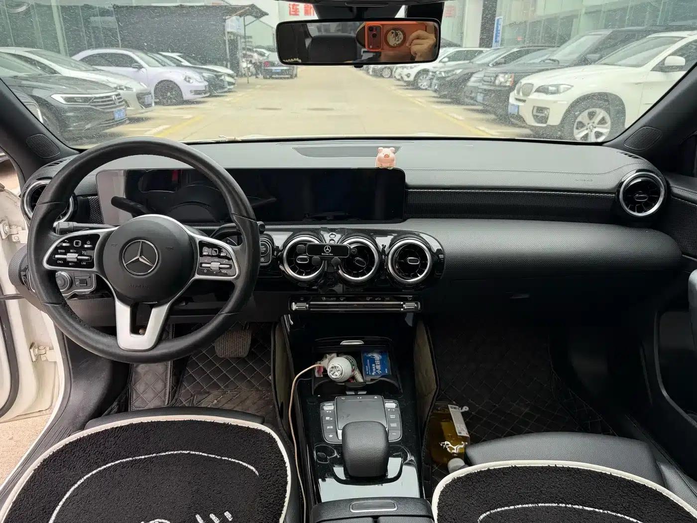 Mercedes-Benz A-Class 2020 Facelift A 200 L Sport Sedan Dynamic Edition — миниатюра 4