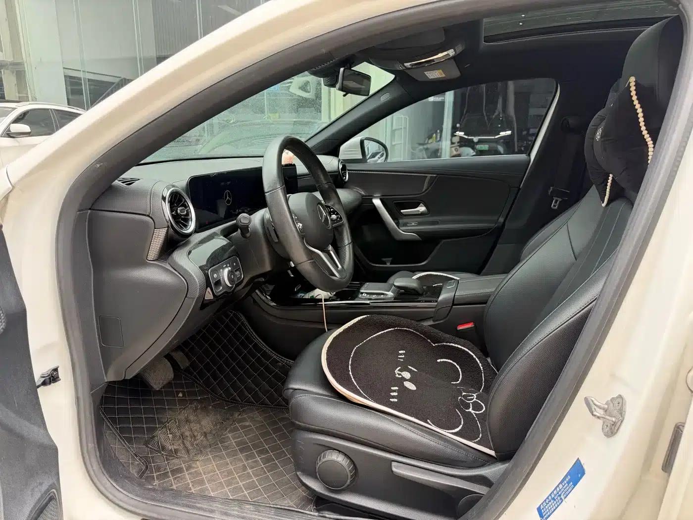 Mercedes-Benz A-Class 2020 Facelift A 200 L Sport Sedan Dynamic Edition — миниатюра 5