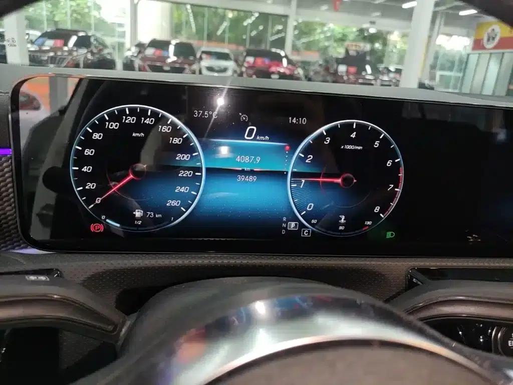 Mercedes-Benz A-Class 2020 Facelift A 200 L Sport Sedan Fashion Model — миниатюра 12