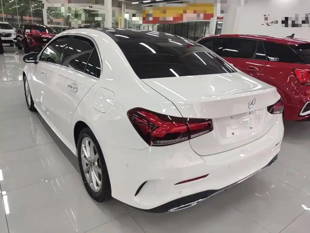 Mercedes-Benz A-Class 2020 Facelift A 200 L Sport Sedan Fashion Model — миниатюра 5