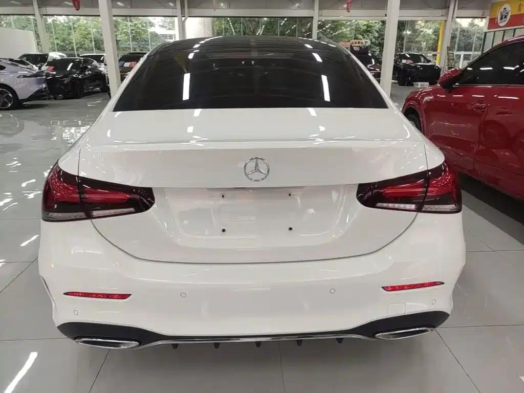 Mercedes-Benz A-Class 2020 Facelift A 200 L Sport Sedan Fashion Model — миниатюра 6