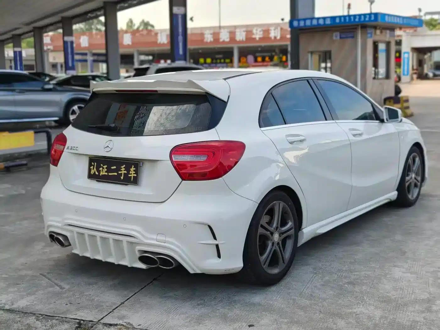 Imported Mercedes-Benz A-Class 2013 A 200 Urban Edition — миниатюра 6