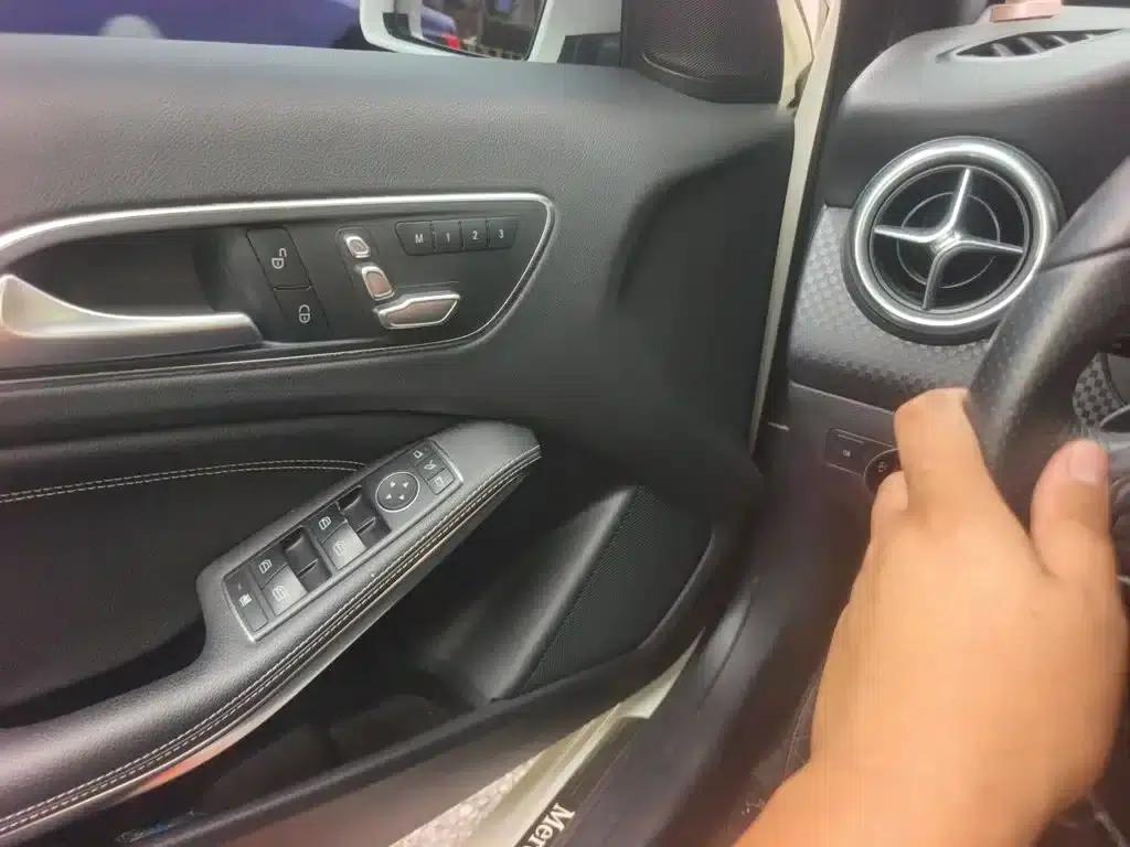 2017 Mercedes-Benz A-Class (Imported) Facelift A 200 Fashion Model — миниатюра 22
