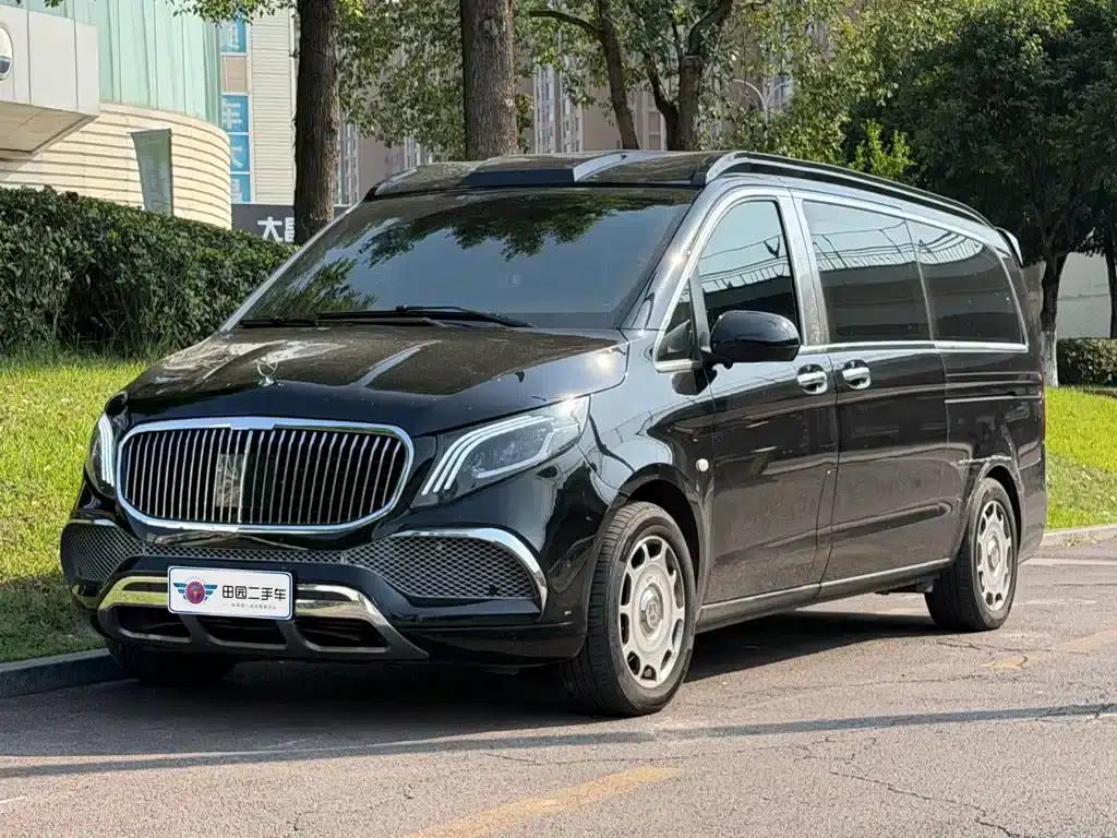 2023 Nissan Vito 2.0T Business Edition 7-seater — миниатюра 1