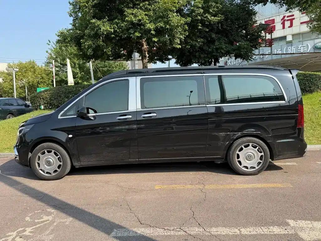 2023 Nissan Vito 2.0T Business Edition 7-seater — миниатюра 3