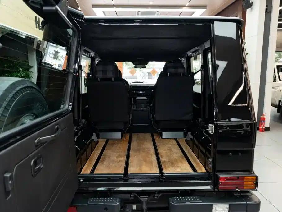 2010 Mercedes-Benz G-Class G300P Military Edition — миниатюра 6